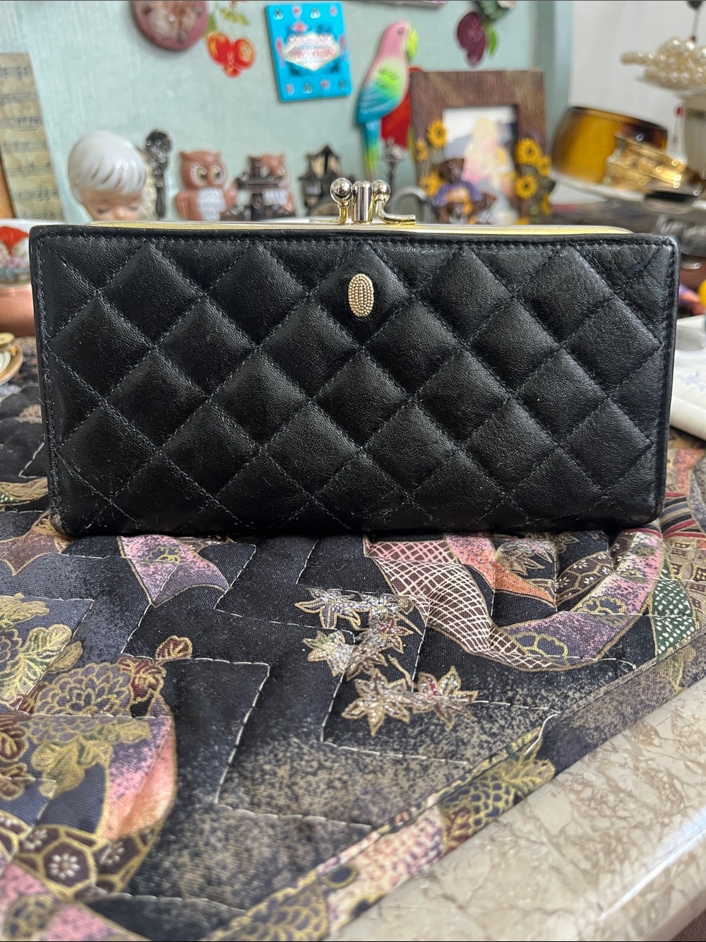 Tilley Genuine Leather Wallet Made in Canada Quilted Black Kiss Lock Vintage